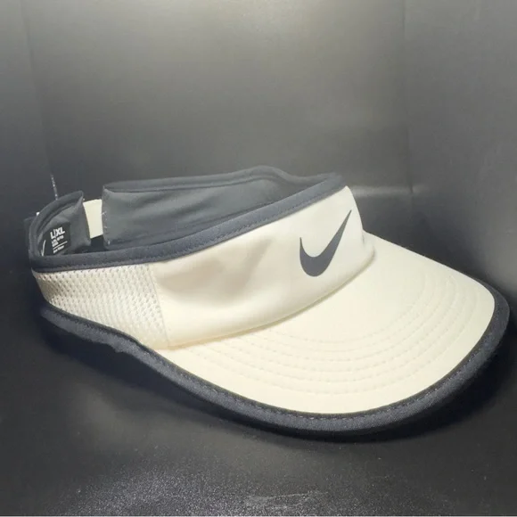 Nike Black and White Sports Visor - Picture 4 of 4